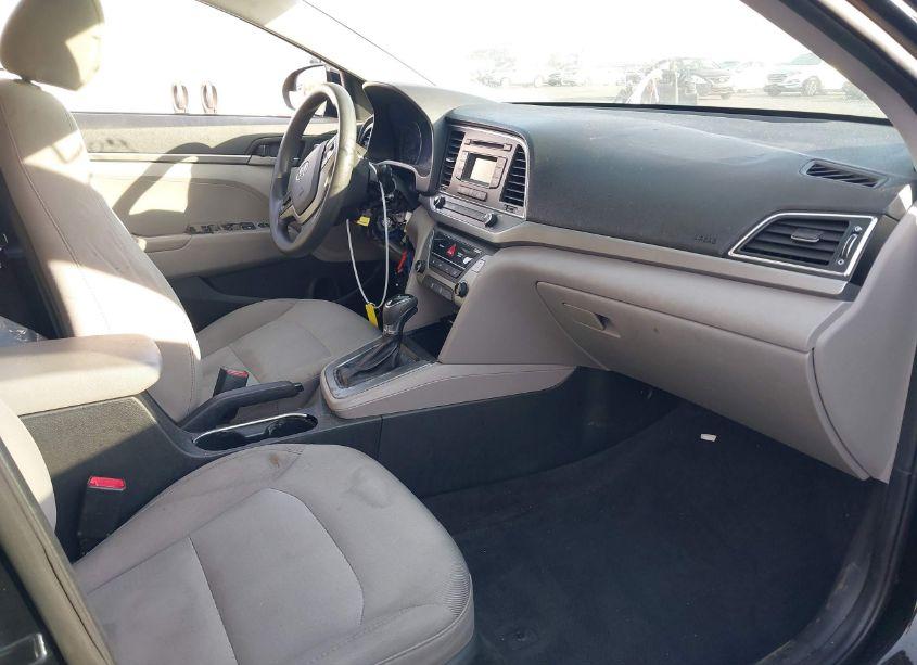 Photo 5 of 2017 Hyundai Elantra SE (VIN 5NPD74LF3HH154642)
