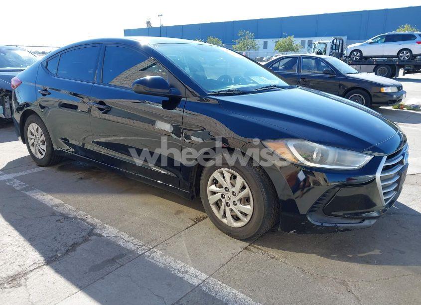 2017 Hyundai Elantra SE (VIN 5NPD74LF3HH166239) main photo