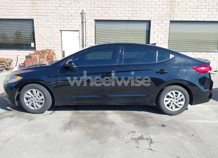 Photo 13 of 2017 Hyundai Elantra SE (VIN 5NPD74LF3HH166239)