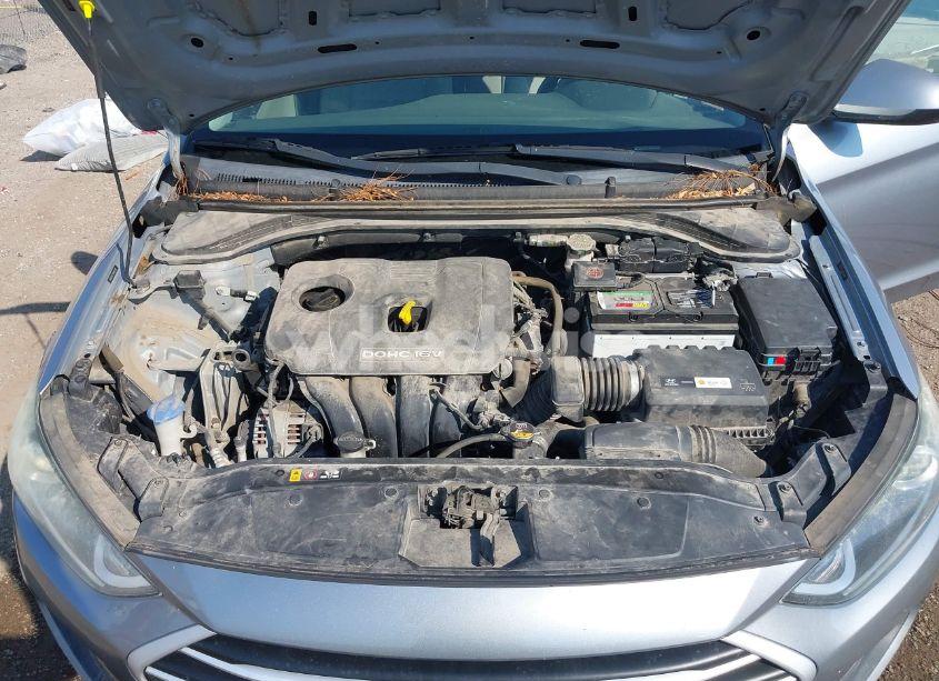 Photo 10 of 2017 Hyundai Elantra SE (VIN 5NPD74LF3HH166368)