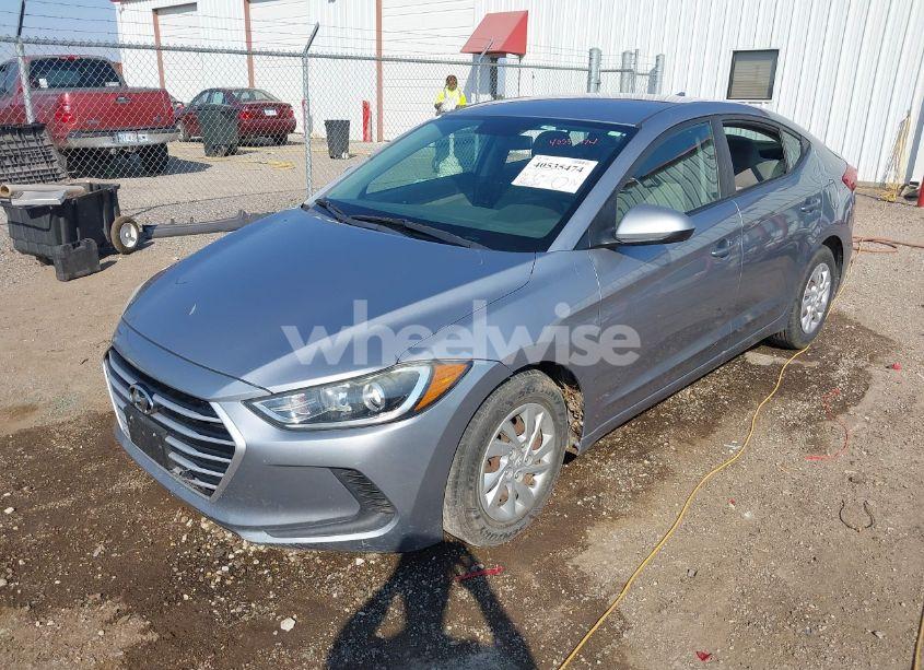 Photo 2 of 2017 Hyundai Elantra SE (VIN 5NPD74LF3HH166368)