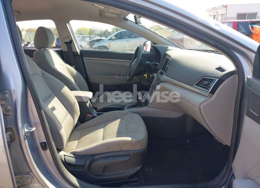 Photo 5 of 2017 Hyundai Elantra SE (VIN 5NPD74LF3HH166368)