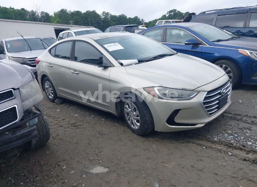2017 Hyundai Elantra SE (VIN 5NPD74LF3HH167259) main photo