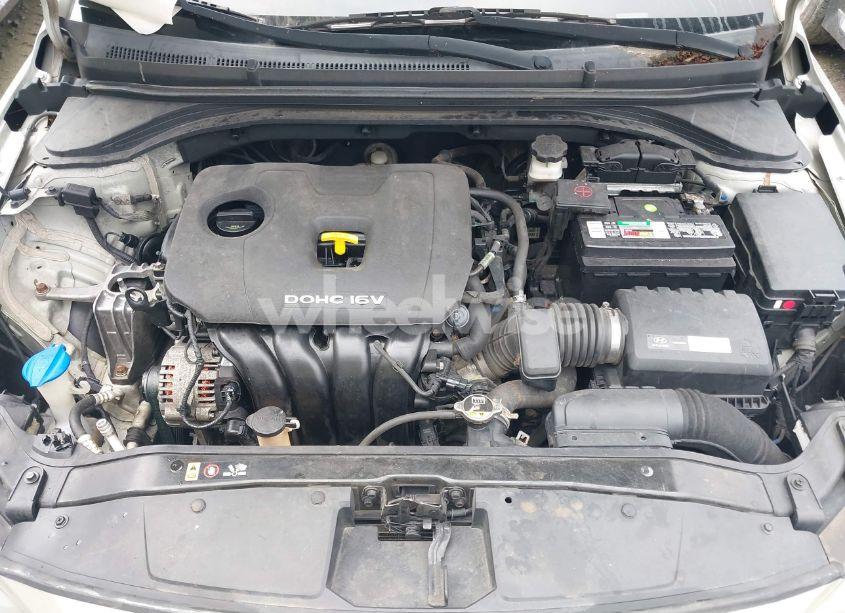 Photo 10 of 2017 Hyundai Elantra SE (VIN 5NPD74LF3HH167259)