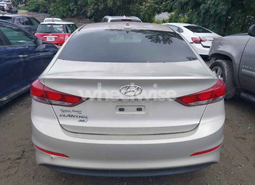 Photo 16 of 2017 Hyundai Elantra SE (VIN 5NPD74LF3HH167259)
