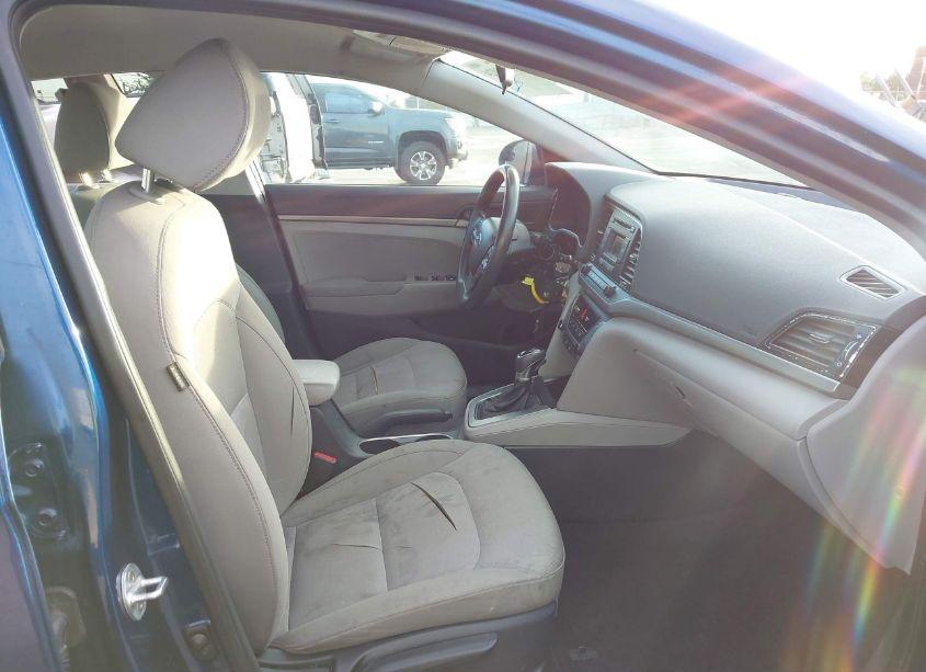 Photo 5 of 2017 Hyundai Elantra SE (VIN 5NPD74LF3HH182733)