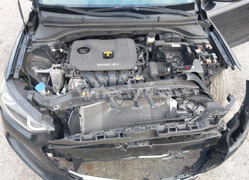 Photo 10 of 2017 Hyundai Elantra SE (VIN 5NPD74LF3HH187236)