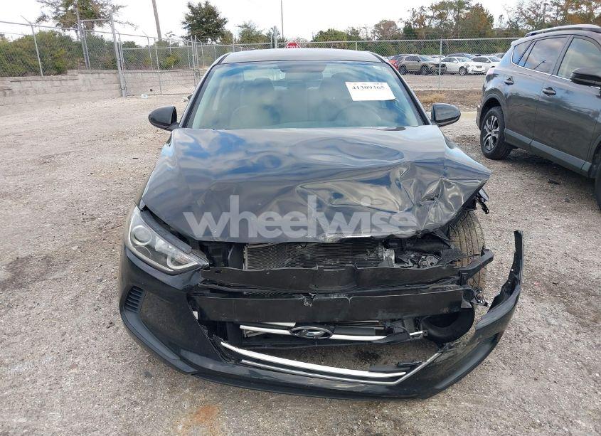 Photo 12 of 2017 Hyundai Elantra SE (VIN 5NPD74LF3HH187236)