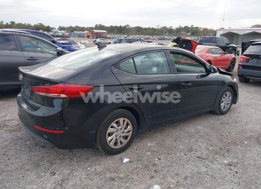 Photo 4 of 2017 Hyundai Elantra SE (VIN 5NPD74LF3HH187236)