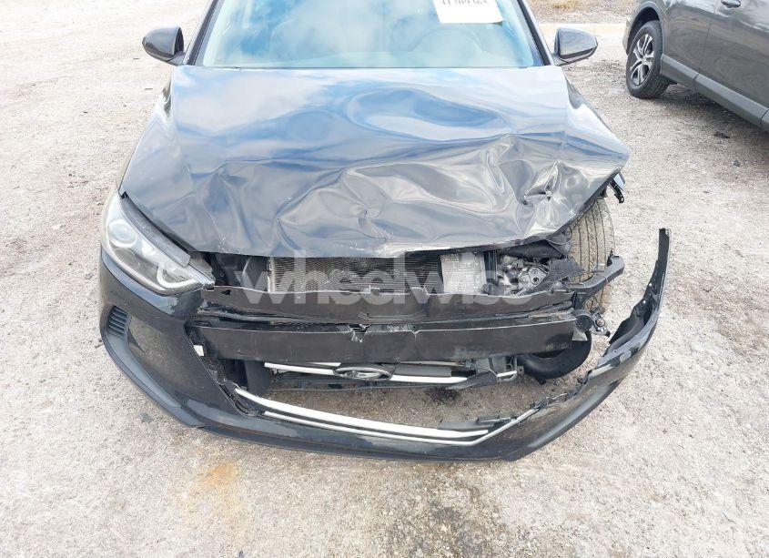 Photo 6 of 2017 Hyundai Elantra SE (VIN 5NPD74LF3HH187236)