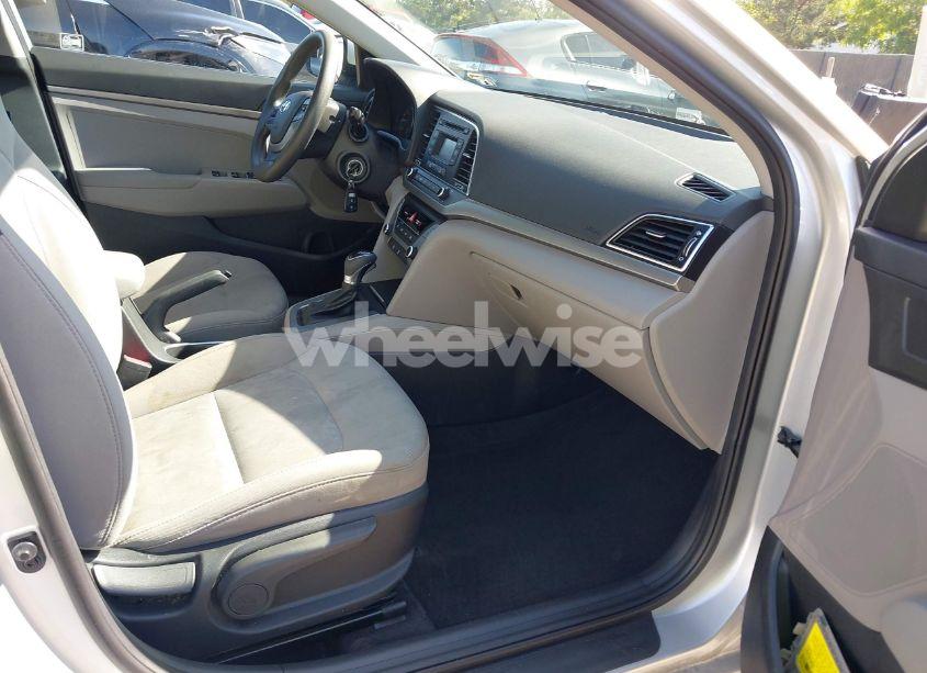 Photo 5 of 2017 Hyundai Elantra SE (VIN 5NPD74LF3HH205458)