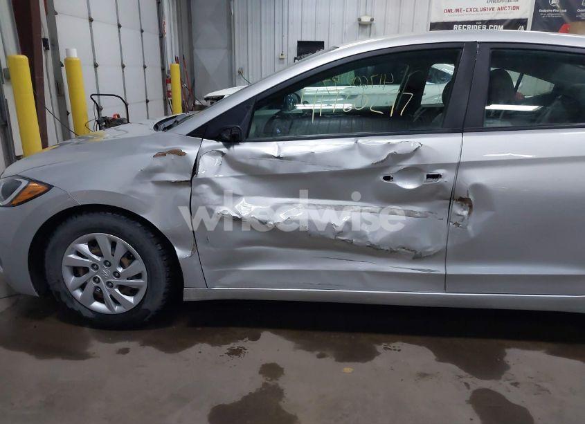 Photo 6 of 2017 Hyundai Elantra SE (VIN 5NPD74LF3HH207811)