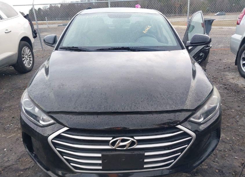 Photo 13 of 2018 Hyundai Elantra SE (VIN 5NPD74LF3JH237879)