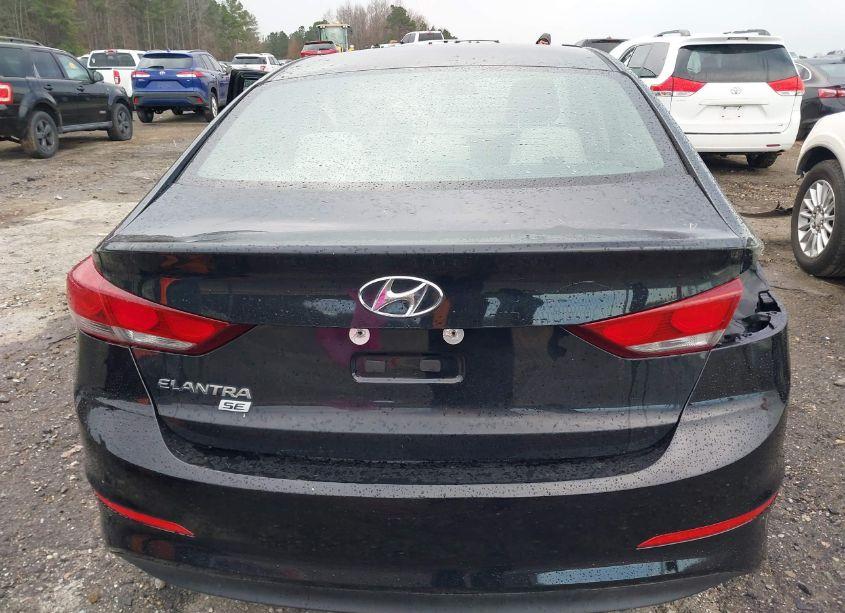 Photo 17 of 2018 Hyundai Elantra SE (VIN 5NPD74LF3JH237879)