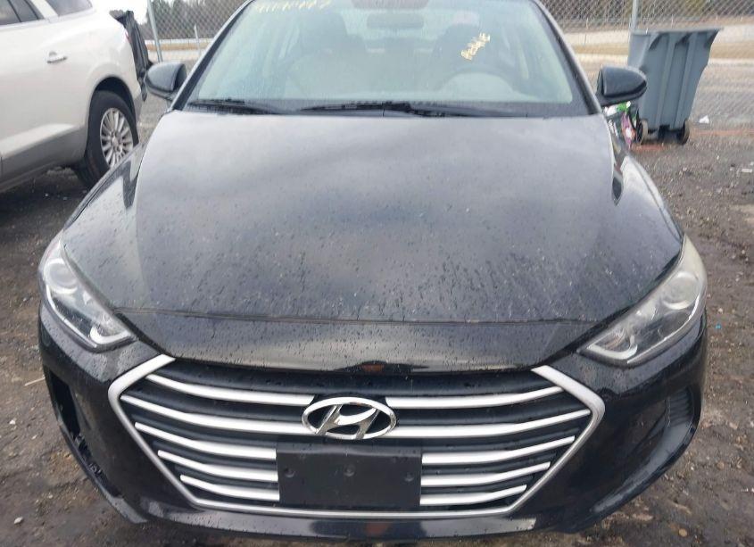 Photo 6 of 2018 Hyundai Elantra SE (VIN 5NPD74LF3JH237879)