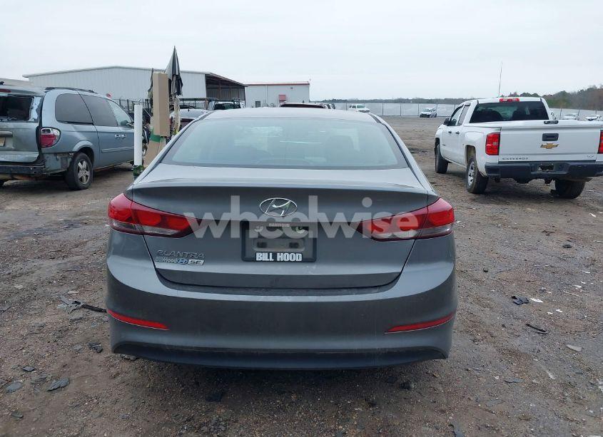 Photo 16 of 2018 Hyundai Elantra SE (VIN 5NPD74LF3JH276052)
