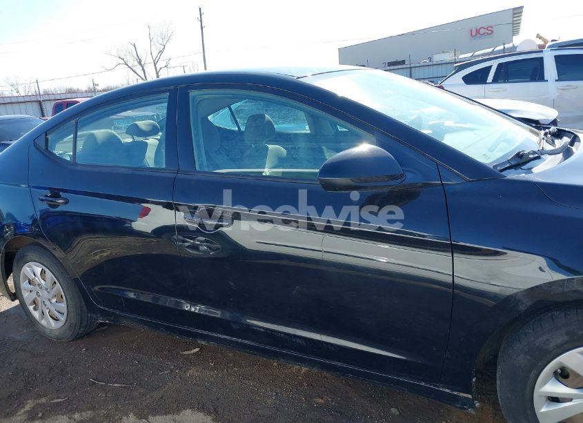 Photo 14 of 2018 Hyundai Elantra SE (VIN 5NPD74LF3JH288024)
