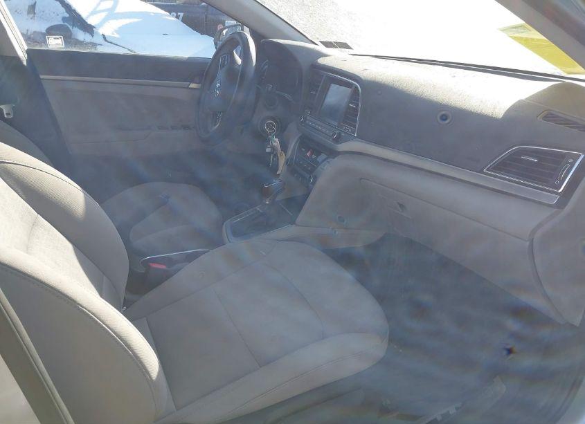 Photo 5 of 2018 Hyundai Elantra SE (VIN 5NPD74LF3JH380038)