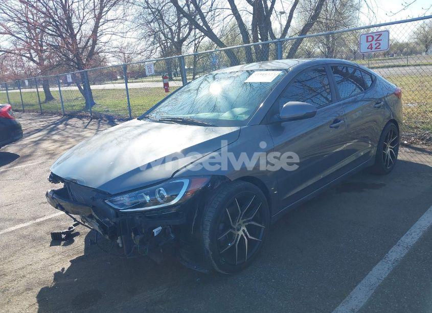 Photo 2 of 2018 Hyundai Elantra SE (VIN 5NPD74LF3JH390701)