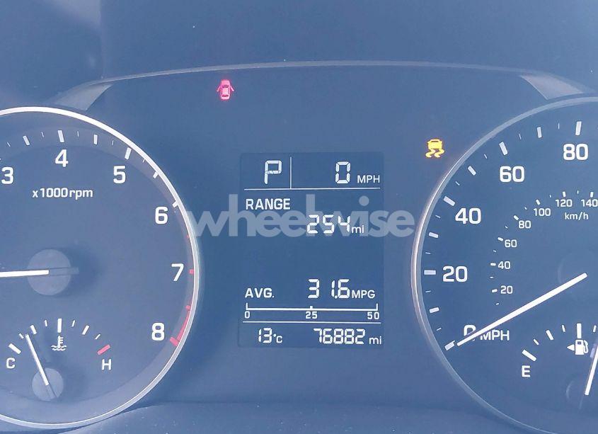 Photo 7 of 2018 Hyundai Elantra SE (VIN 5NPD74LF3JH390701)