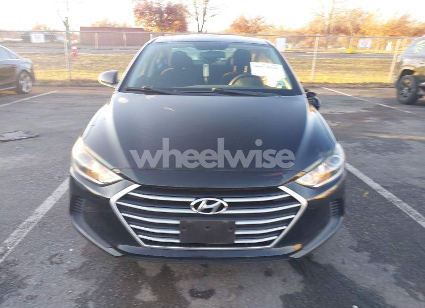 Photo 12 of 2018 Hyundai Elantra SE (VIN 5NPD74LF3JH399138)