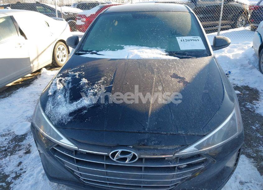 Photo 13 of 2019 Hyundai Elantra SE (VIN 5NPD74LF3KH439090)