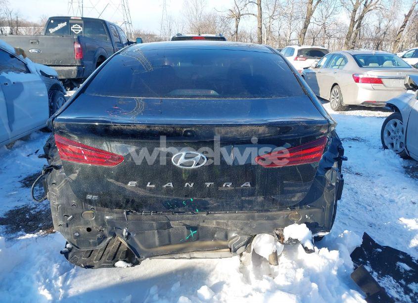 Photo 17 of 2019 Hyundai Elantra SE (VIN 5NPD74LF3KH439090)