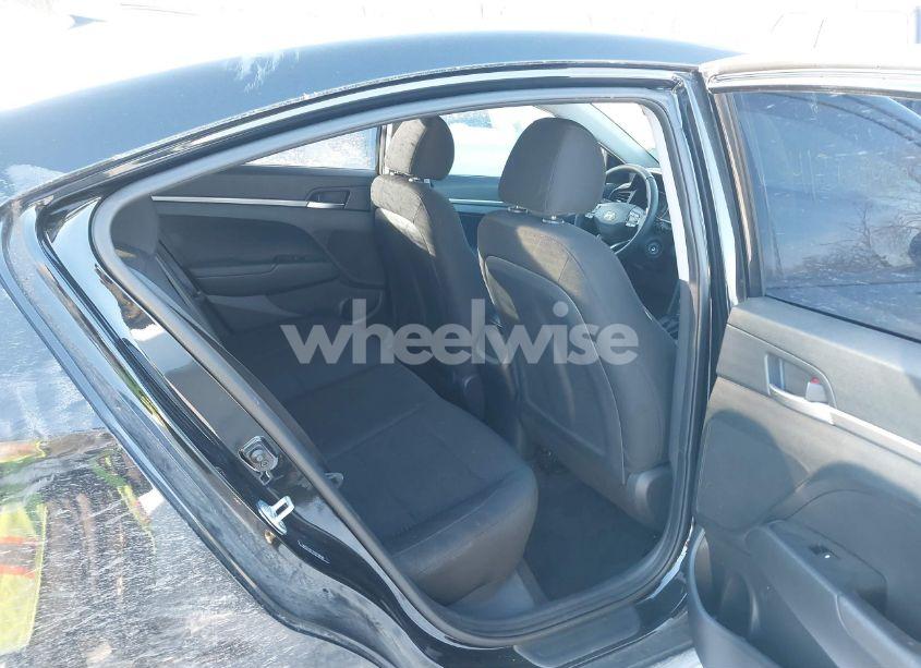 Photo 8 of 2019 Hyundai Elantra SE (VIN 5NPD74LF3KH439090)