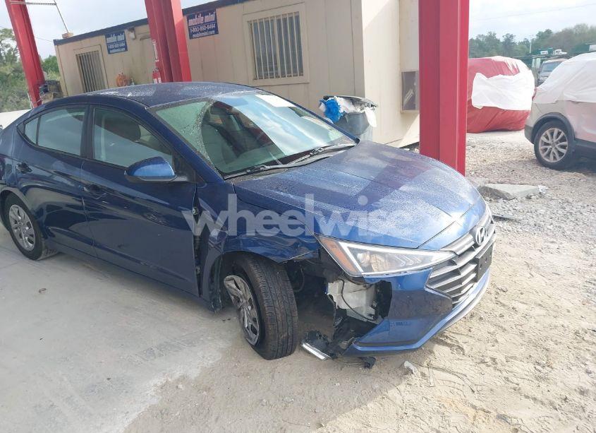 Photo 6 of 2019 Hyundai Elantra SE (VIN 5NPD74LF3KH448596)