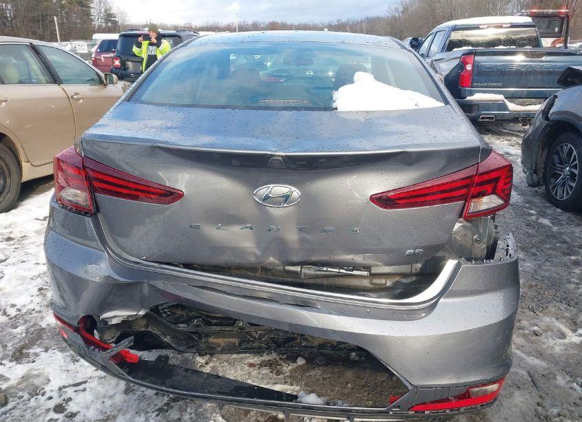 Photo 16 of 2019 Hyundai Elantra SE (VIN 5NPD74LF3KH450882)