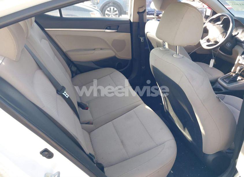 Photo 8 of 2019 Hyundai Elantra SE (VIN 5NPD74LF3KH484272)