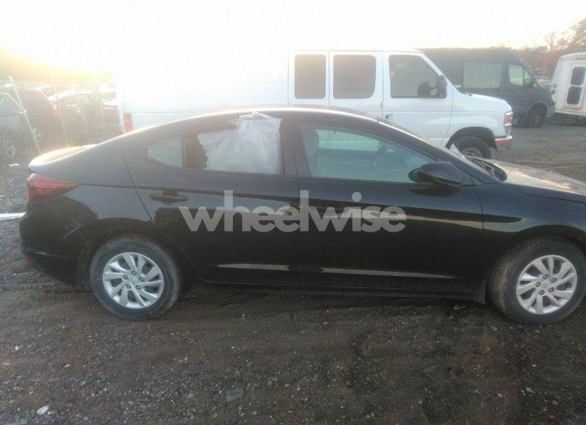 Photo 12 of 2020 Hyundai Elantra SE (VIN 5NPD74LF3LH520222)