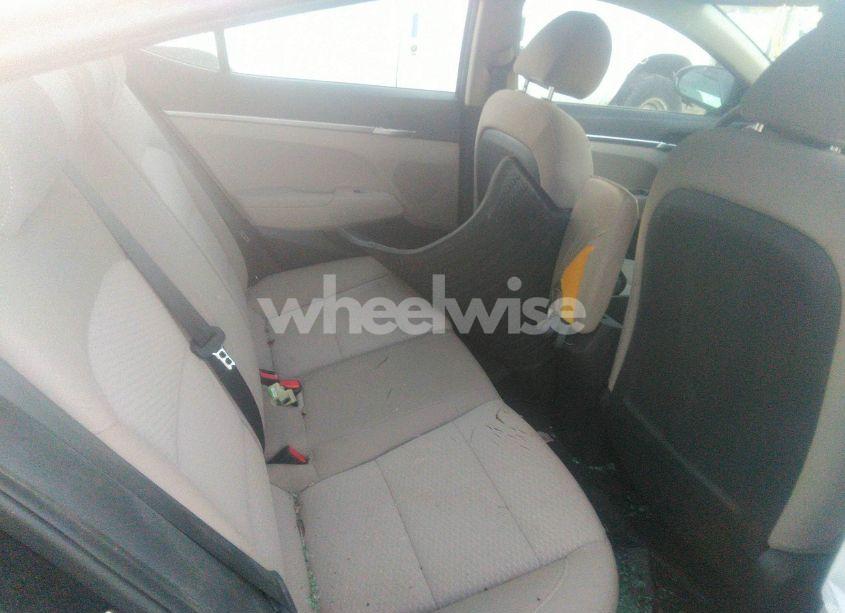 Photo 8 of 2020 Hyundai Elantra SE (VIN 5NPD74LF3LH520222)