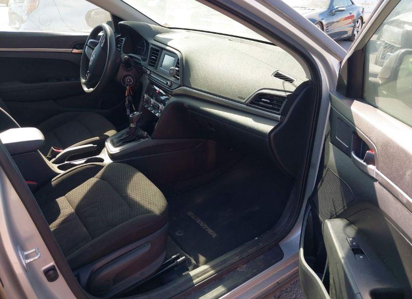 Photo 5 of 2020 Hyundai Elantra SE (VIN 5NPD74LF3LH530684)