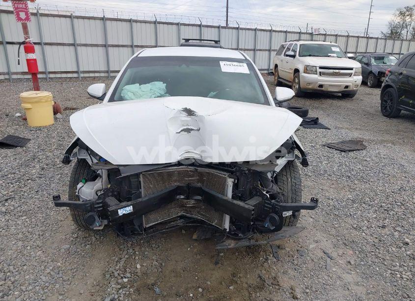 Photo 12 of 2020 Hyundai Elantra SE (VIN 5NPD74LF3LH588715)