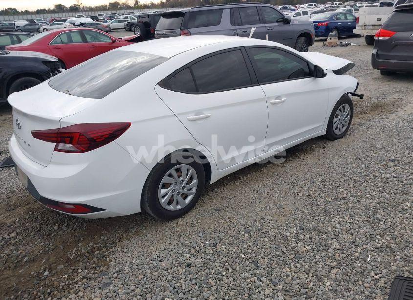 Photo 4 of 2020 Hyundai Elantra SE (VIN 5NPD74LF3LH588715)