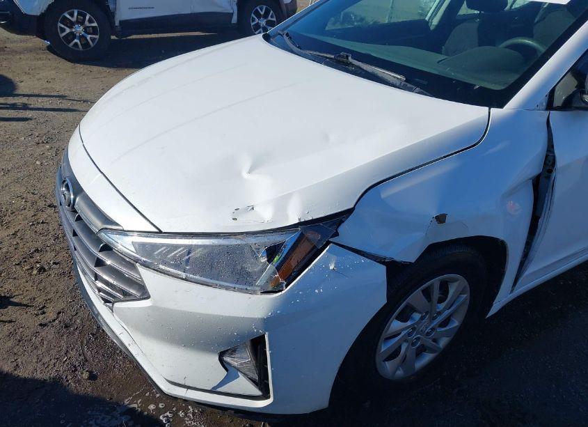 Photo 6 of 2020 Hyundai Elantra SE (VIN 5NPD74LF3LH610678)