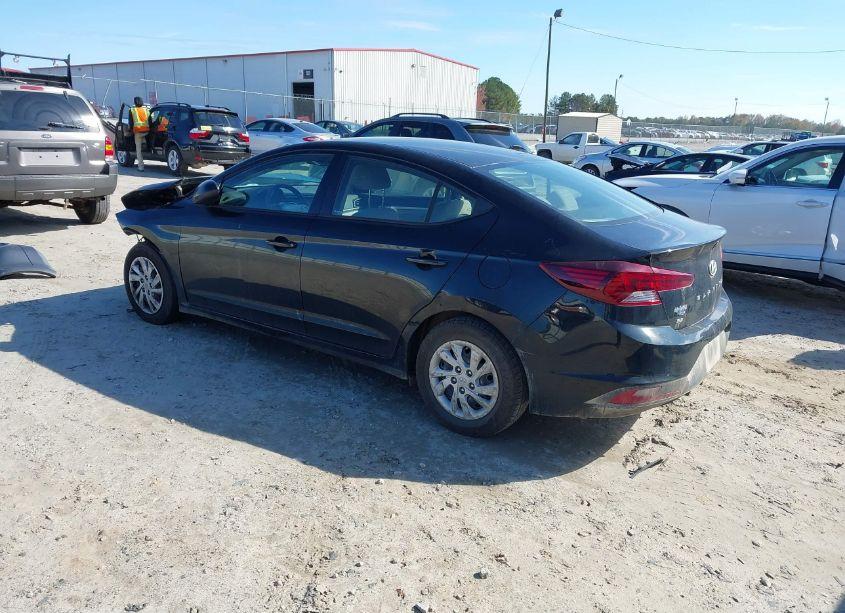 Photo 3 of 2020 Hyundai Elantra SE (VIN 5NPD74LF3LH620062)