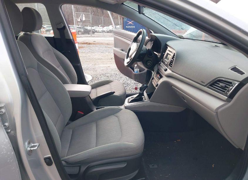 Photo 5 of 2017 Hyundai Elantra SE (VIN 5NPD74LF4HH057191)