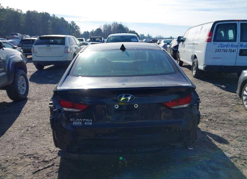 Photo 17 of 2017 Hyundai Elantra SE (VIN 5NPD74LF4HH061208)