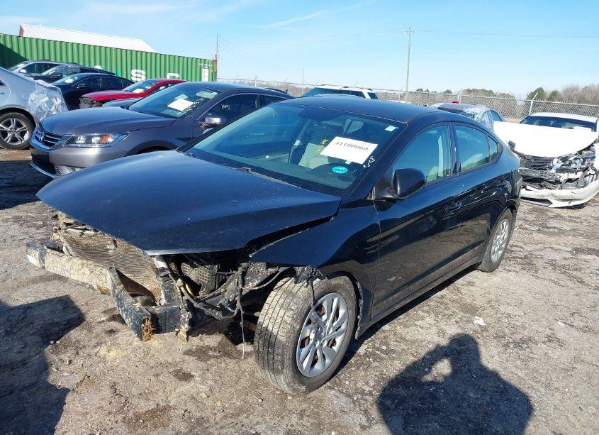 Photo 2 of 2017 Hyundai Elantra SE (VIN 5NPD74LF4HH061208)