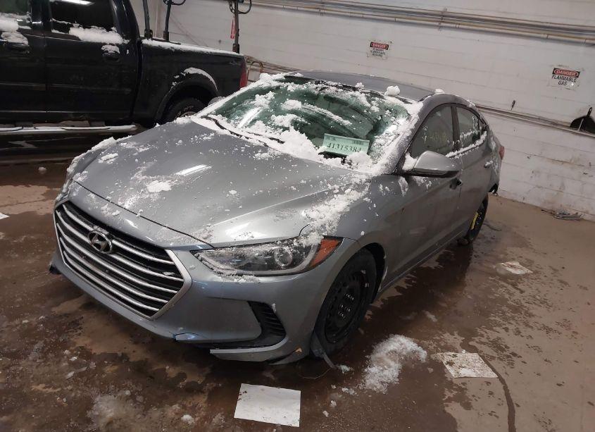 Photo 2 of 2017 Hyundai Elantra SE (VIN 5NPD74LF4HH082267)
