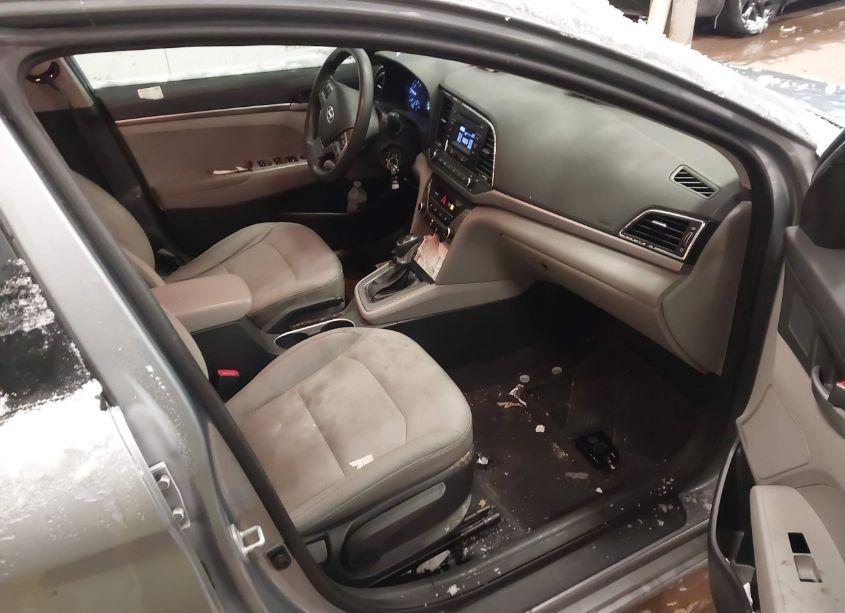 Photo 5 of 2017 Hyundai Elantra SE (VIN 5NPD74LF4HH082267)
