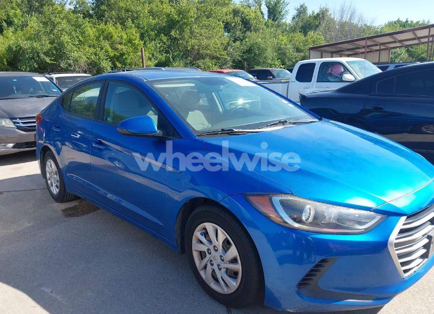 Photo 13 of 2017 Hyundai Elantra SE (VIN 5NPD74LF4HH102789)