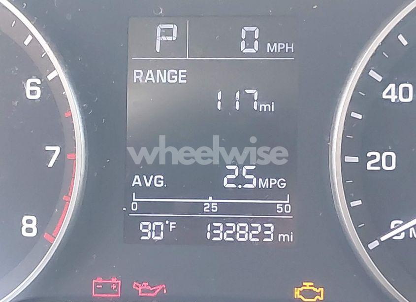 Photo 15 of 2017 Hyundai Elantra SE (VIN 5NPD74LF4HH102789)