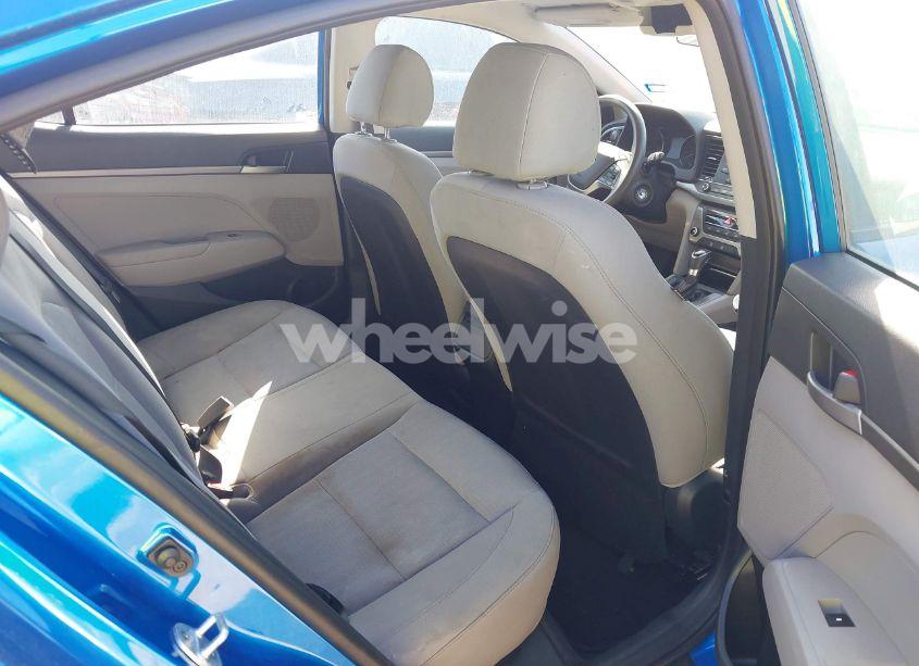 Photo 8 of 2017 Hyundai Elantra SE (VIN 5NPD74LF4HH102789)