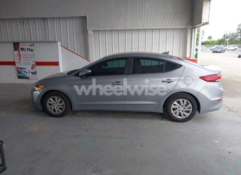 Photo 14 of 2017 Hyundai Elantra SE (VIN 5NPD74LF4HH103120)