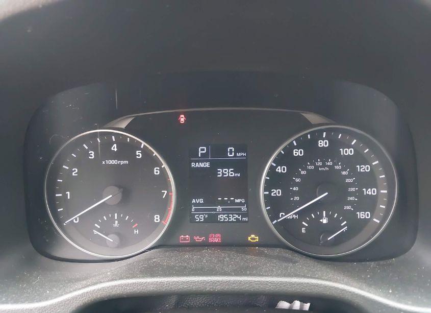 Photo 7 of 2017 Hyundai Elantra SE (VIN 5NPD74LF4HH125974)