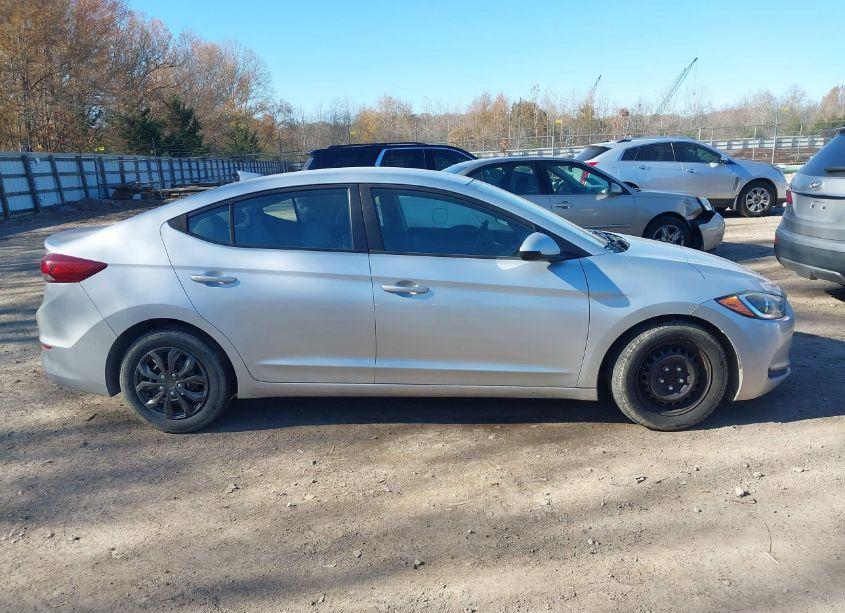Photo 13 of 2017 Hyundai Elantra SE (VIN 5NPD74LF4HH127157)