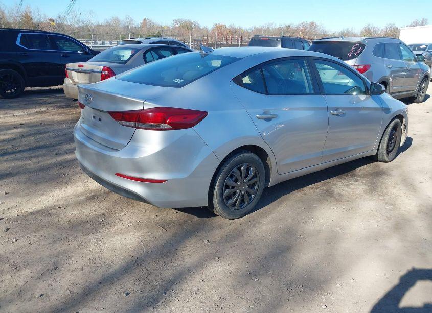 Photo 4 of 2017 Hyundai Elantra SE (VIN 5NPD74LF4HH127157)